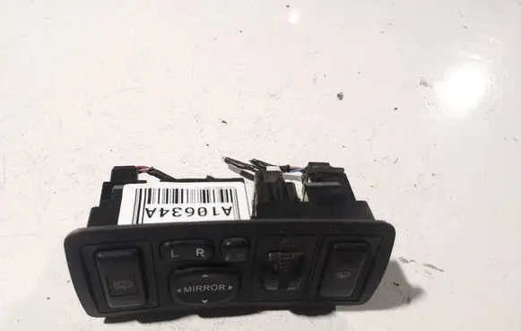 Toyota Avensis T250 Wing mirror switch 777669