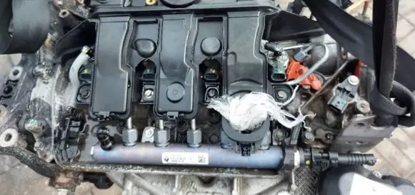 Renault Trafic III (X82) Engine R9MD452