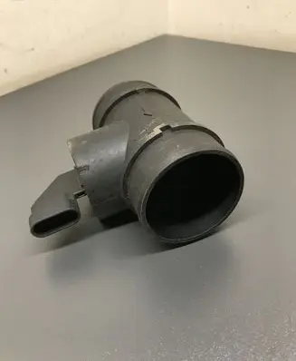 Opel Zafira B Mass air flow meter