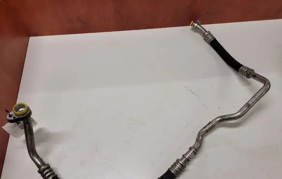 BMW X6 E71 Air conditioning (A/C) pipe/hose 9221762