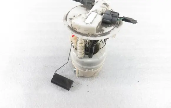 Nissan Note (E11) In-tank fuel pump 