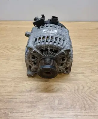 BMW 3 F30 F35 F31 Generator/alternator 7605061