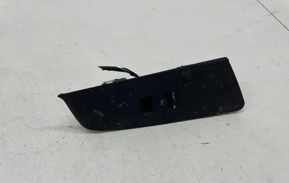 BMW 5 G30 G31 Electric window control switch 9327031