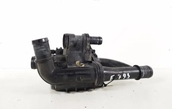 Volvo V50 Thermostat 9670253780