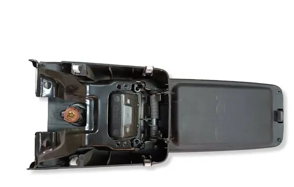 Toyota Avensis T250 Armrest 