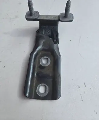 BMW X2 F39 Tailgate/trunk/boot hinge 7423840