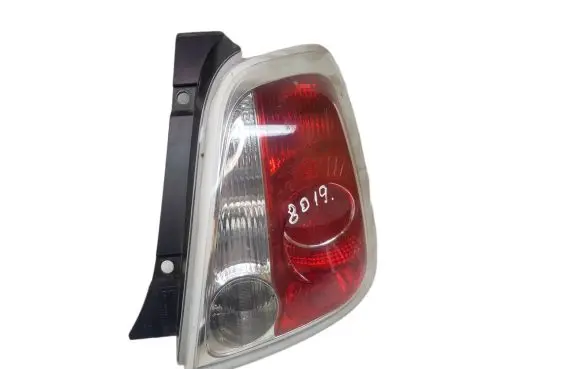 Fiat 500 Rear/tail lights 27043201