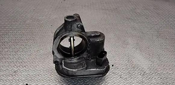 Audi A8 S8 D3 4E Throttle valve 057128063