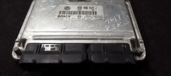Volkswagen Sharan Engine control unit/module 038906019J 0281010216