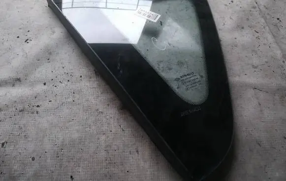 Renault Scenic III - Grand scenic III Rear side window as2