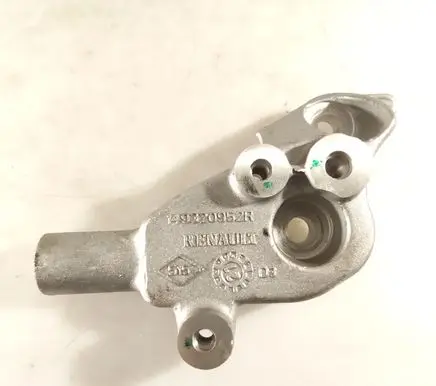 Engine mounting bracket