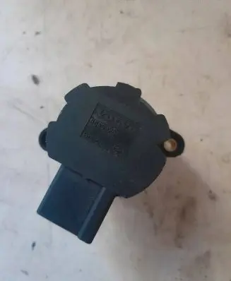 Volvo S60 Ignition lock contact 8645228
