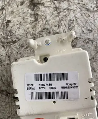 Chevrolet TrailBlazer Climate control/heater control trim 