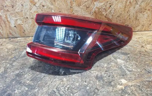 Nissan Qashqai Rear/tail lights