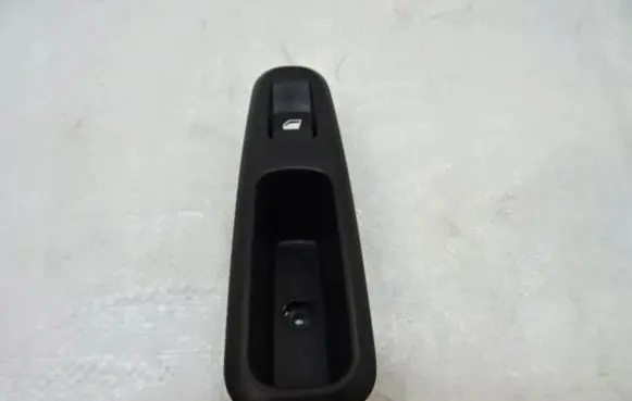 Citroen C4 II Picasso Electric window control switch 98007337ZD
