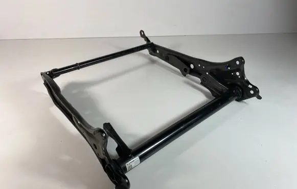 BMW 7 G11 G12 Seat frame 7367546 C31086104