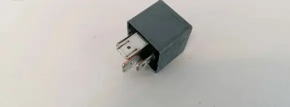 Volkswagen Caddy Other relay 1K0906381