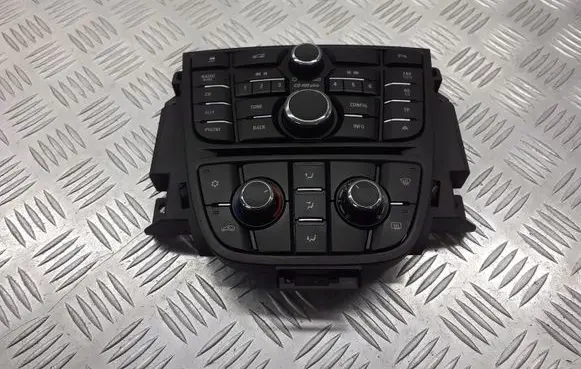 Opel Astra J Central console control unit 1343515413444592