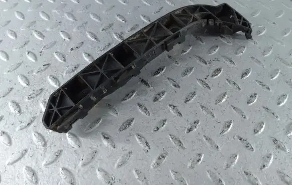 Hyundai i40 Front bumper mounting bracket 865153Z000