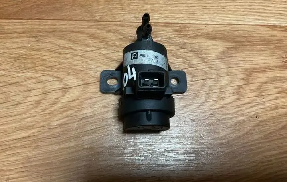 Renault Trafic II (X83) EGR valve 6116300
