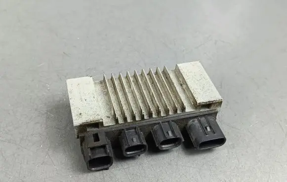 Subaru XV Glow plug pre-heat relay 1327000030
