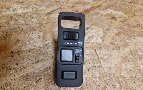 Mitsubishi Space Star Wing mirror switch MR240907 09119