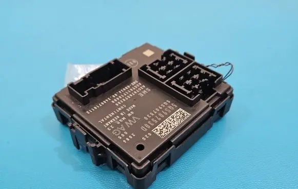 Skoda Superb B9 Central body control module 5QS907530D IMPRK1563345