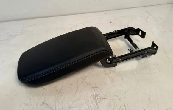 BMW X3 F25 Armrest 10500650 14813