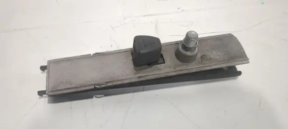 Iveco Daily 5th gen Seat belt adjustment rail 00039320