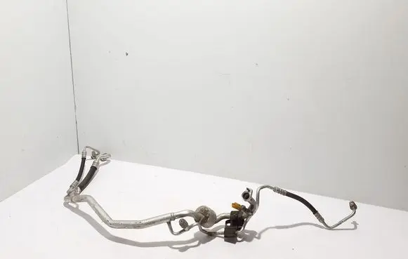 Citroen DS7 Crossback Air conditioning (A/C) pipe/hose 9834116280