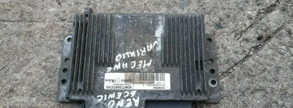 Renault Scenic I Engine control unit/module 7700105980