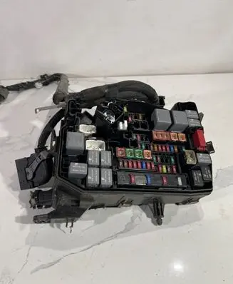 Toyota Auris E180 Fuse box set 602730