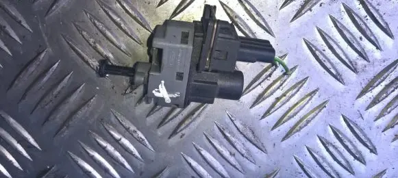 Ford Fiesta Brake pedal sensor switch 93bb13480af 93BB-13480-AF