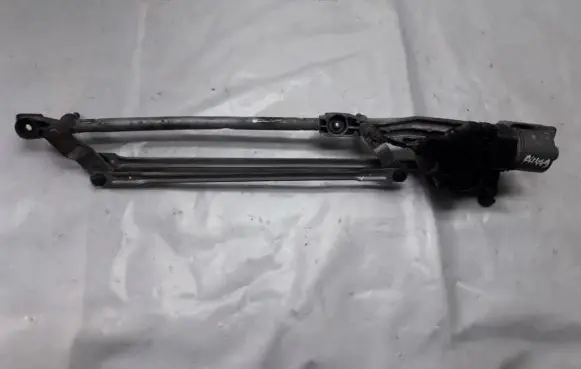 Ford Focus Front wiper linkage and motor 4M5117504BB 4M5117504-BB