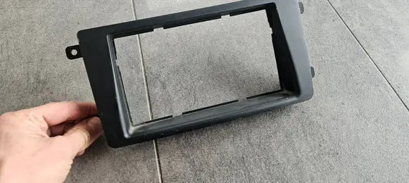 Mazda CX-9 Radio/GPS head unit trim H7516 METRA 2DIN
