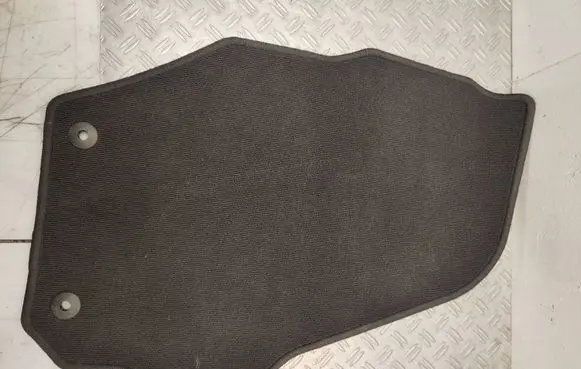 Volvo V60 Front floor mat 31267689