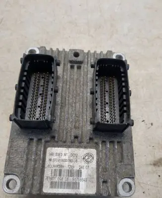 Fiat Punto (199) Engine control unit/module 51798649 6DUHHK39H 6160109808