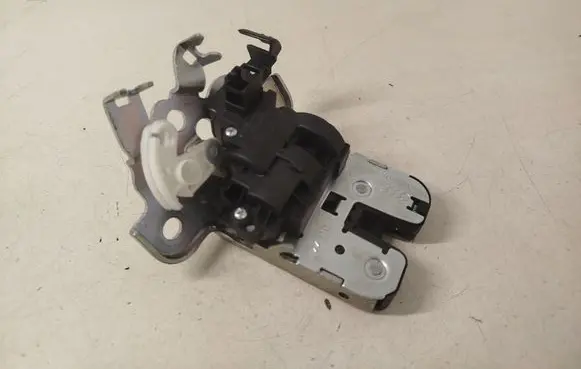 Audi A8 S8 D4 4H Tailgate/trunk/boot lock/catch/latch 4H0827505