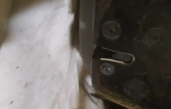 Jeep Grand Cherokee (WK) Rear door lock