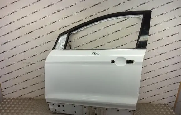 Ford Kuga II Front door