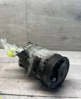 Volkswagen PASSAT B7 Air conditioning (A/C) compressor (pump) 89020 170217 565664