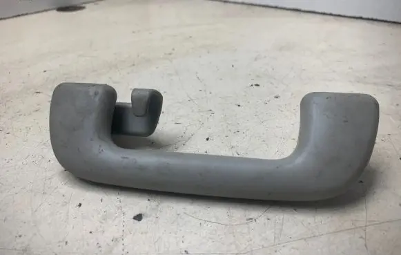 Toyota Avensis T250 Rear interior roof grab handle