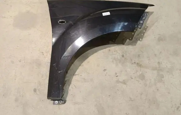 Peugeot 4007 Fender