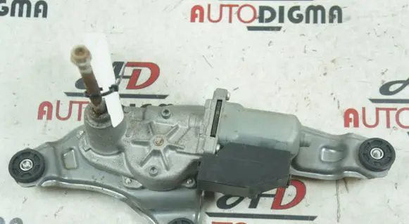 Subaru Trezia Wiper motor 9684649680