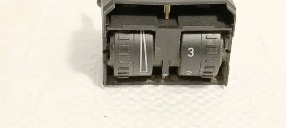 Volkswagen Caddy Headlight level height control switch 2K0941333A