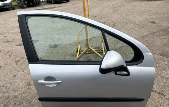 Peugeot 207 Door (2 Door Coupe)