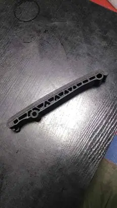 Mercedes-Benz Vito Viano W638 Slide rail for timing chain 6110520416