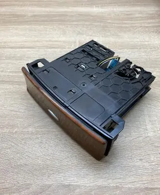 Mercedes-Benz ML W164 Car ashtray A1648100130