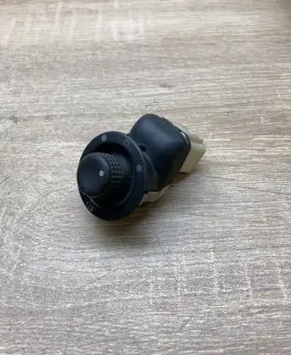 Renault Scenic I Wing mirror switch 071206