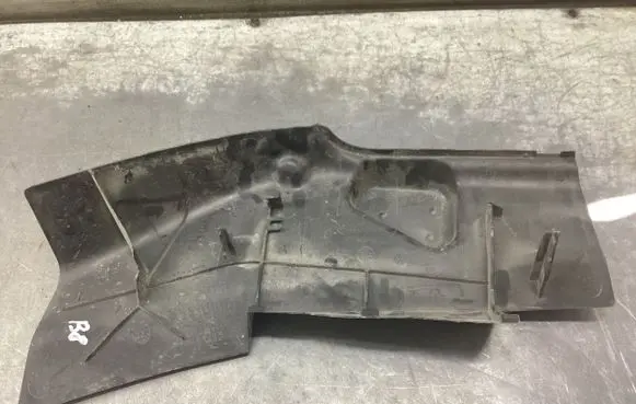 Volkswagen PASSAT B8 Other engine bay part 3G1815159A